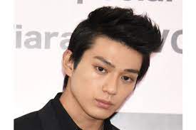 クロロは新田真剣佑